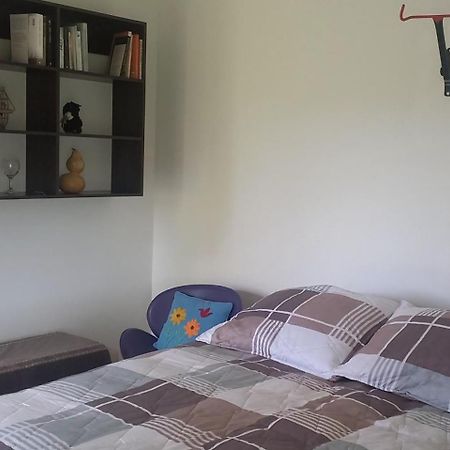 Acogedor Apartamento De Huespedes En Parcela. プエルト・バラス エクステリア 写真